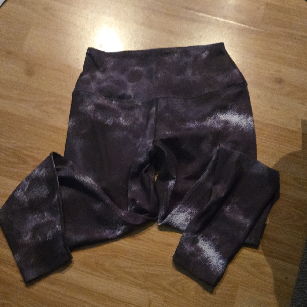 Nike Women's Black and Gray Leggings